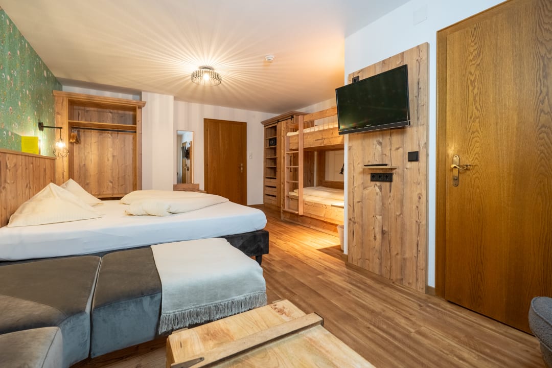 Zimmer Hotel Krone Tirol