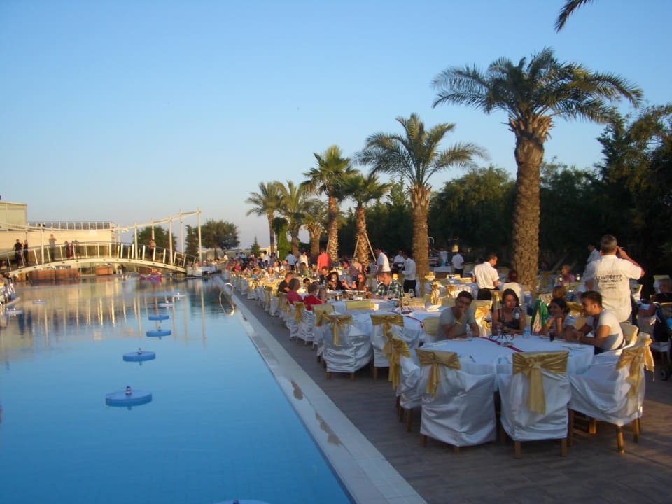 1001 Nacht am Ruhepool Saturn Palace Resort Hotel