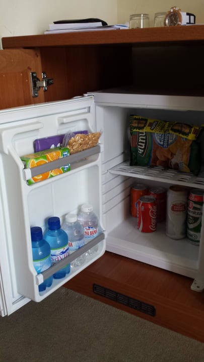 Minibar Sol Luna Bay