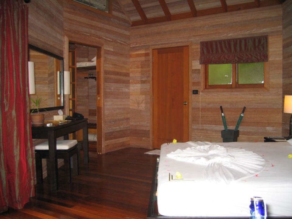 Beach Bungalow Mirihi Island Resort