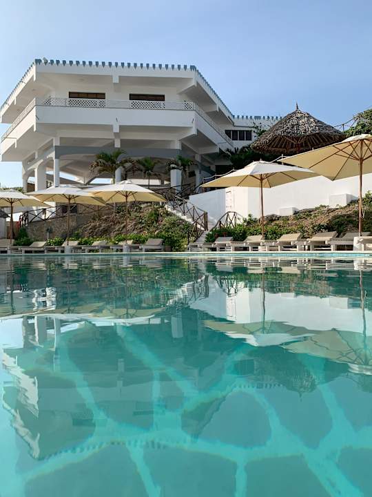 Pool AHG Lion Beach Resort