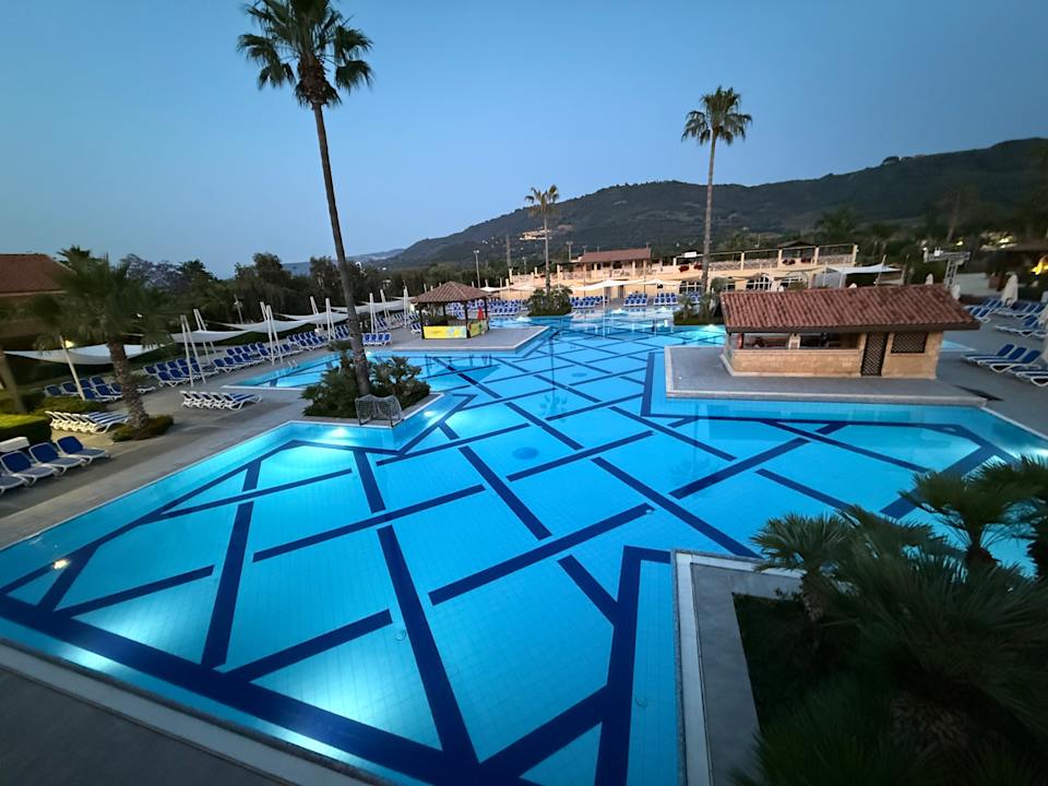 Pool TUI MAGIC LIFE Calabria