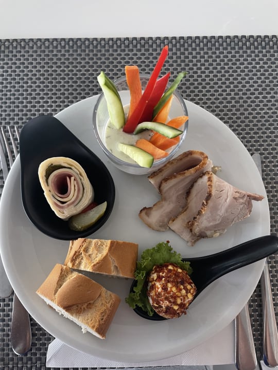 Gastro Asterias Beach Resort