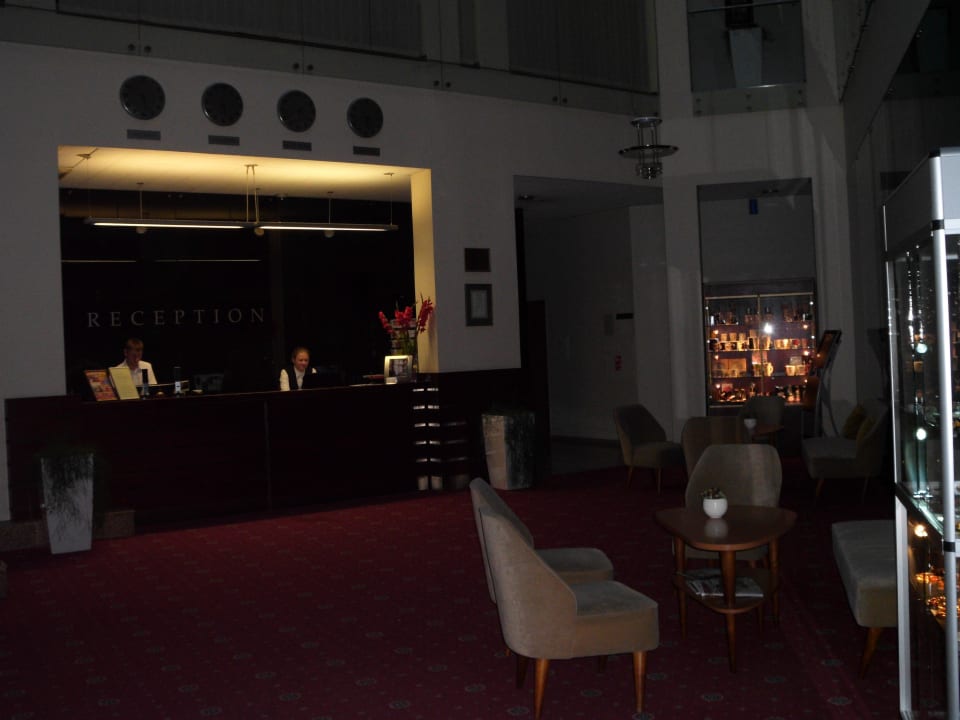 Rezeption Hotel Amberton