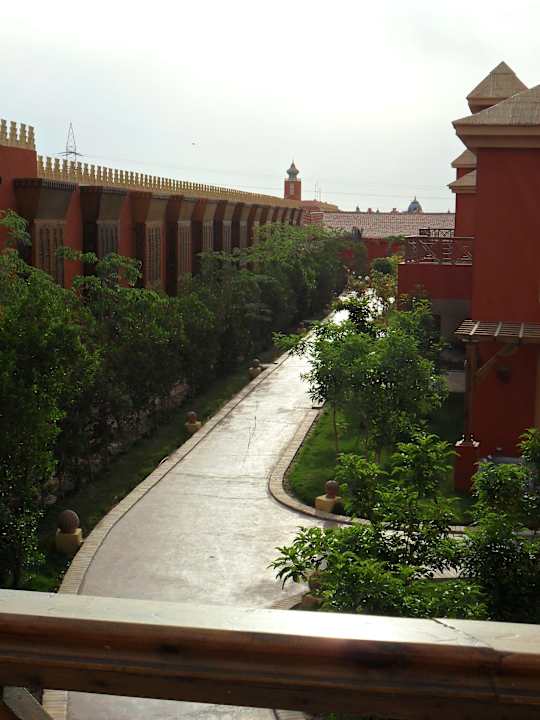Der Weg zu meinem Zimmer Pickalbatros Alf Leila Wa Leila Resort - Neverland Hurghada