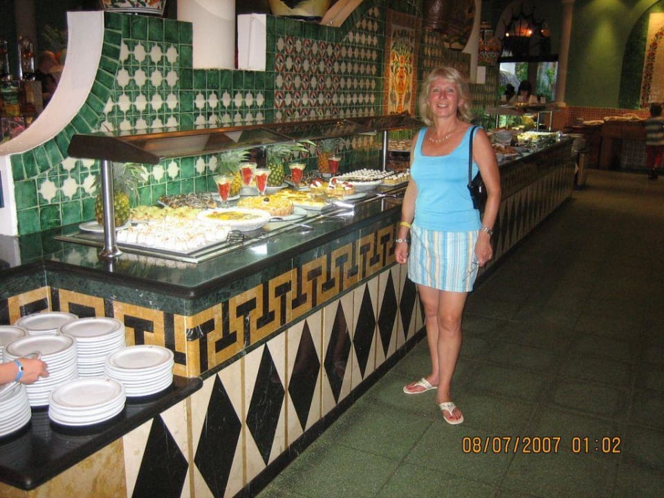 Buffet Iberostar Waves Costa Dorada