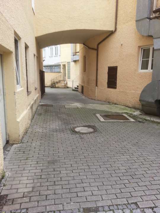 Hinterhof unbeleutet Hotel Goldener Hirsch