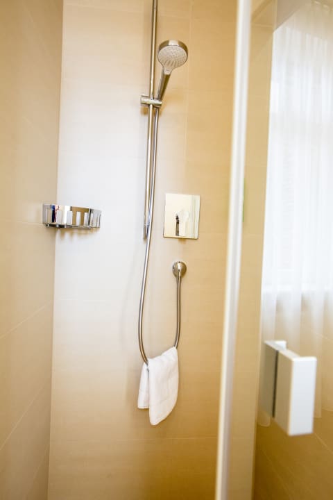 Zimmer sevenDays Hotel Karlsruhe