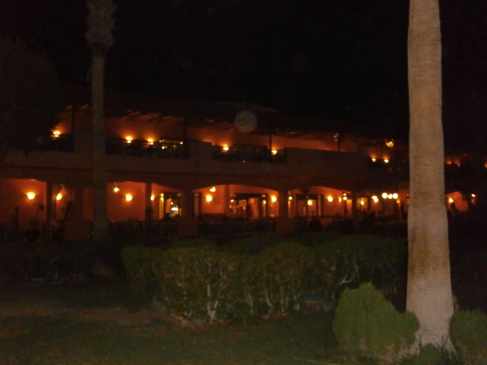 Bei Nacht Giftun Azur Resort