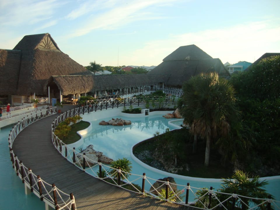 Die wunderschönen Wasserläufe von oben Royalton Hicacos Resort & Spa - Adults only