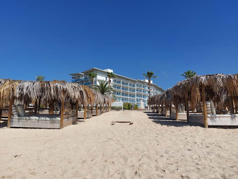 Außenansicht Asterias Beach