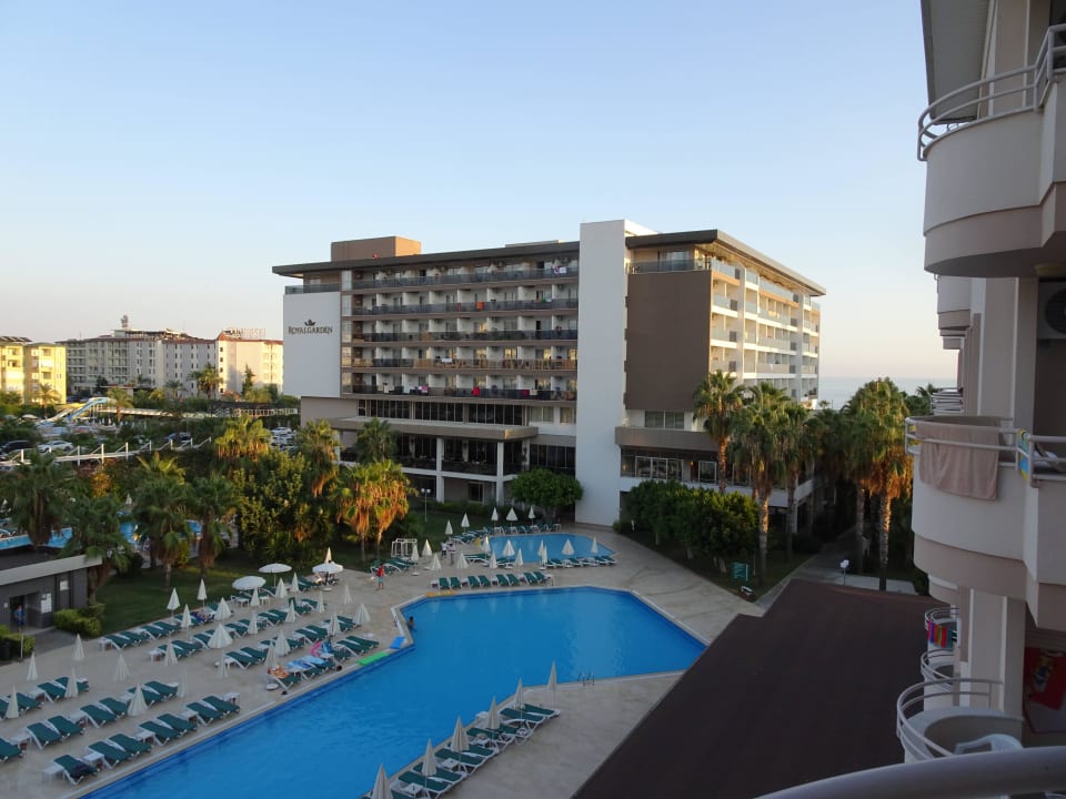 Seitlicher Meerblick Hotel Royal Garden Beach