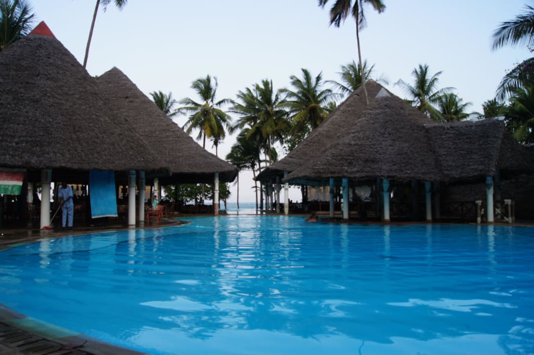 Blick zum Strand Neptune Village Beach Resort & Spa