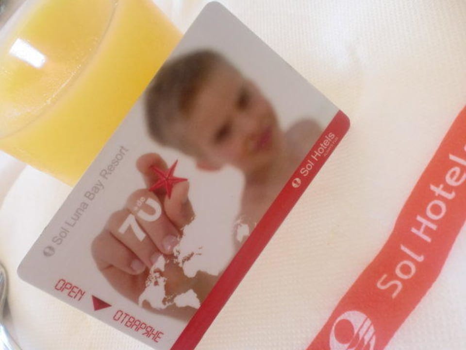 Eine Zimmerkarte Sol Luna Bay