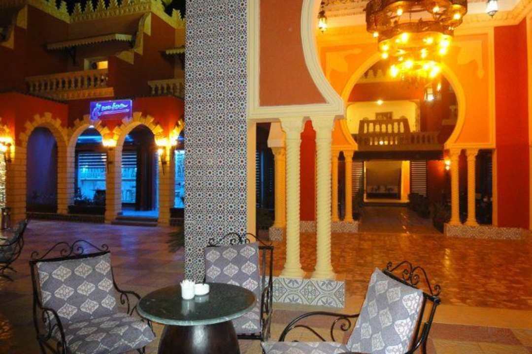 Bar/Cafe Pickalbatros Alf Leila Wa Leila Resort - Neverland Hurghada
