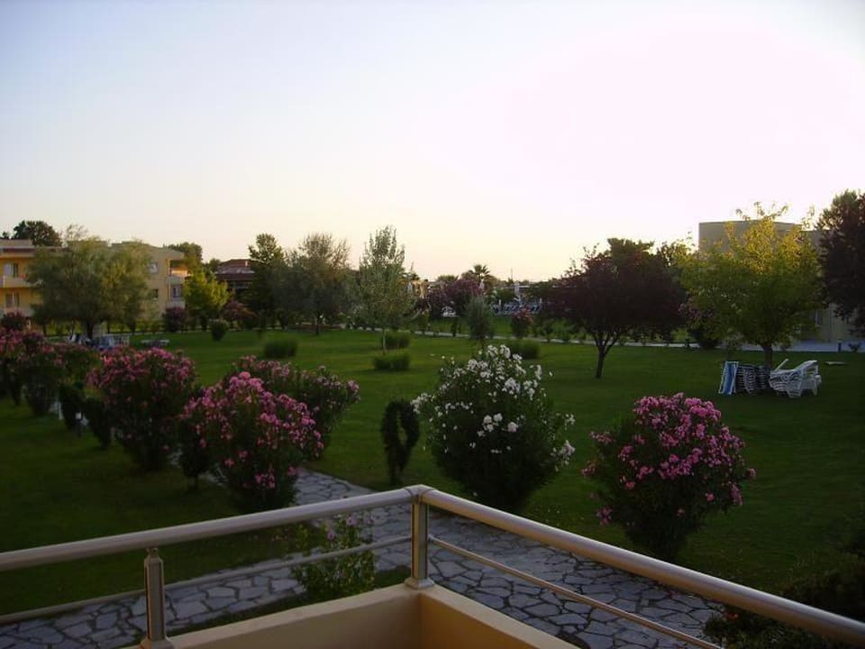 Blick vom Balkon alltoura Club Hotel Poseidon Palace