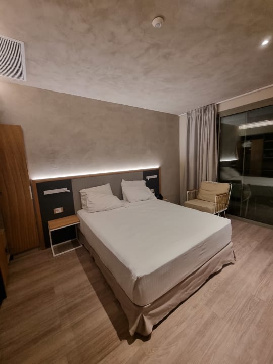 Zimmer Corissia Beach Hotel