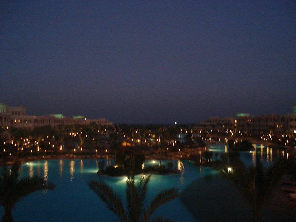 Bei Dunkelheit Pickalbatros Palace Resort