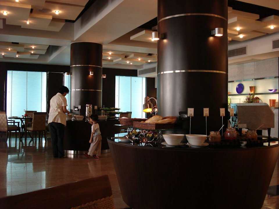 Frühstücksbuffet Novotel Chumphon Beach Resort And Golf