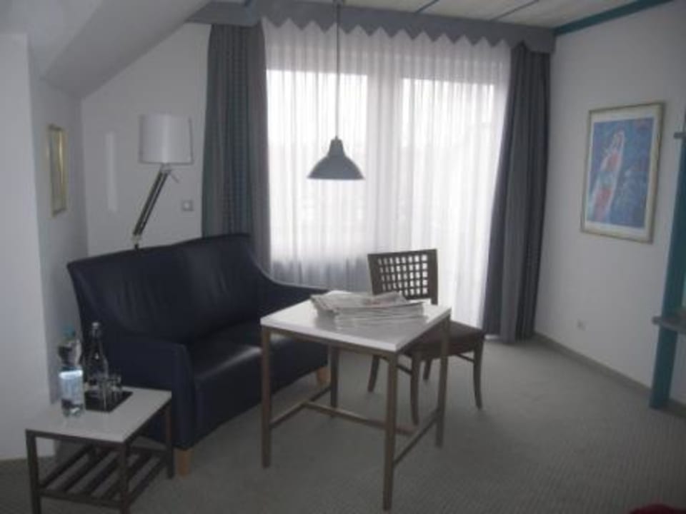 Sitzecke vor Balkontür Kneipp- und WellVitalhotel Edelweiss