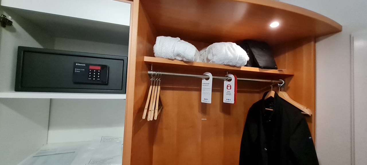 Zimmer H+ Hotel Köln Hürth