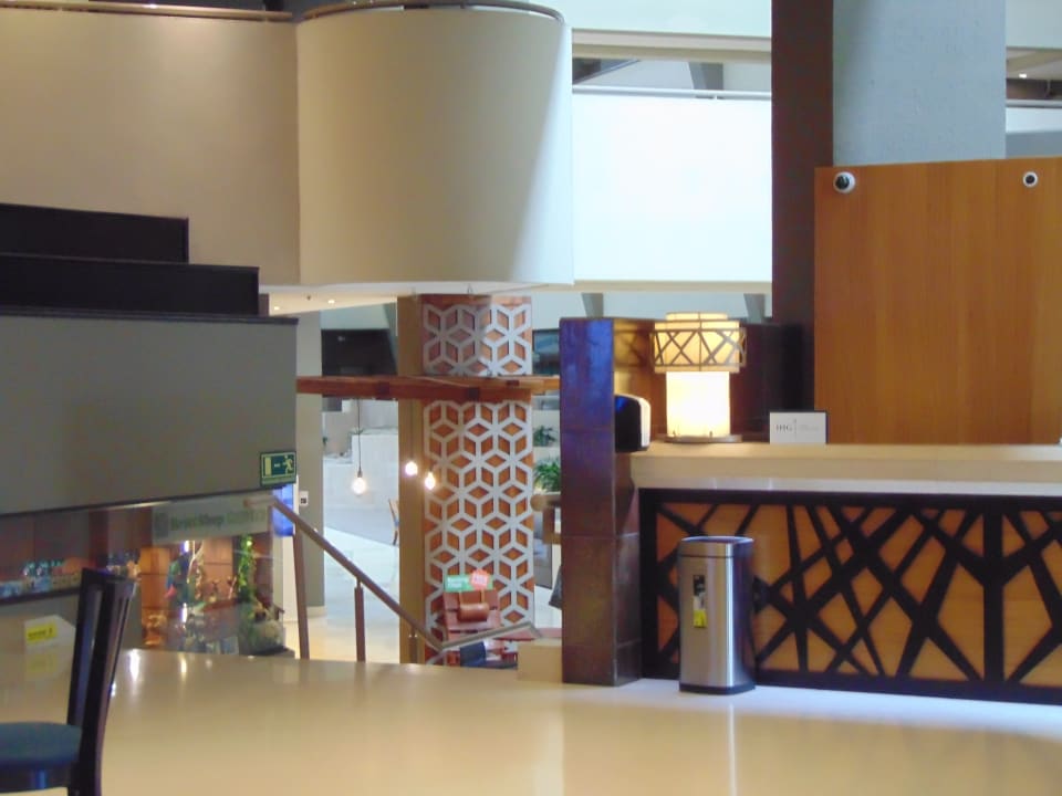 Lobby Hotel Crowne Plaza San Jose Corobici