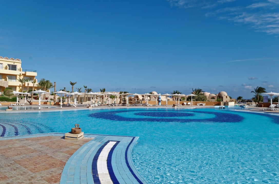 Pool Utopia Beach Club