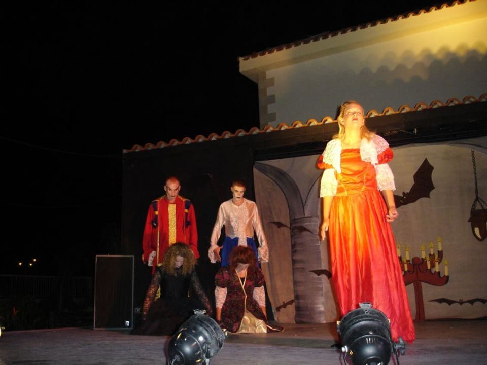 Tanz der Vampire Hotel Tsokkos Paradise Village