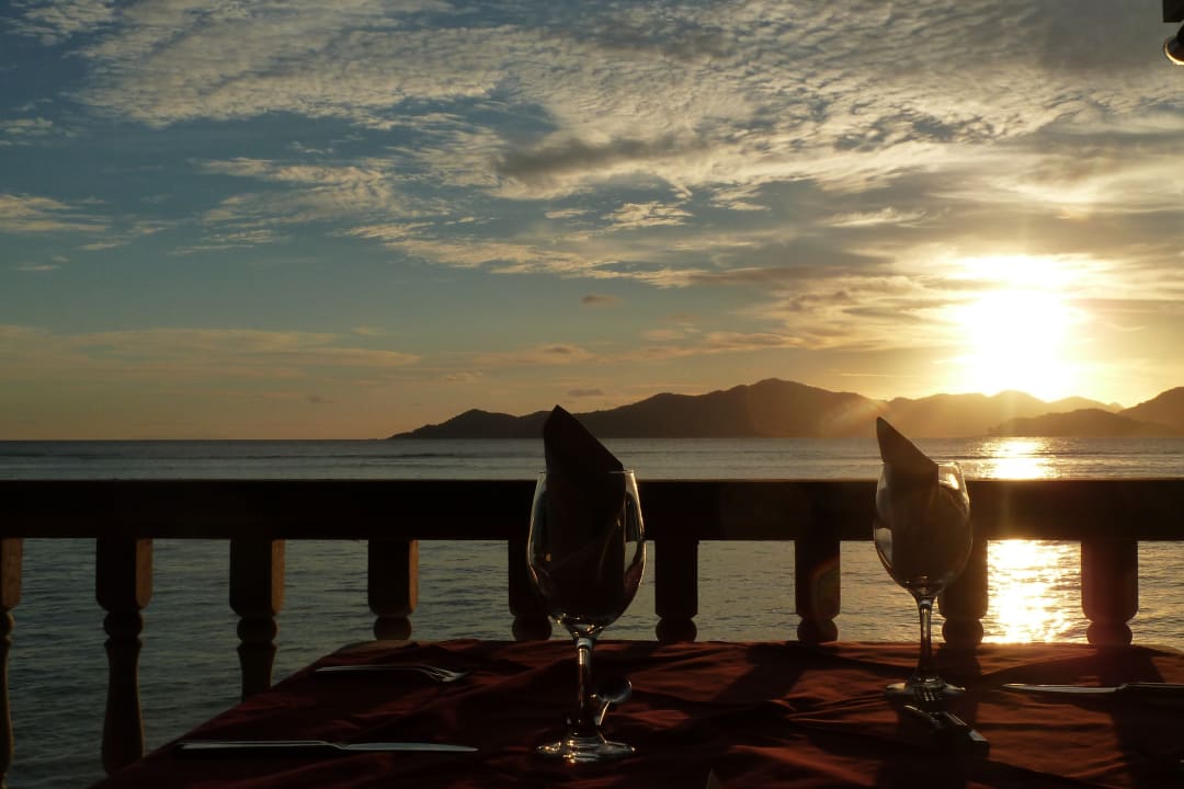 Sonnenuntergang Buffetrestaurant La Digue Island Lodge