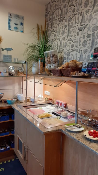 Gastro Akzent Strandhotels Seestern, Delphin & Lachs