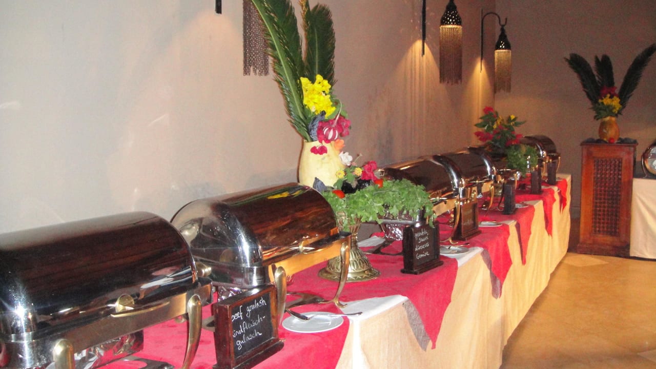 Galadiner jeden Freitag Ghazala Gardens