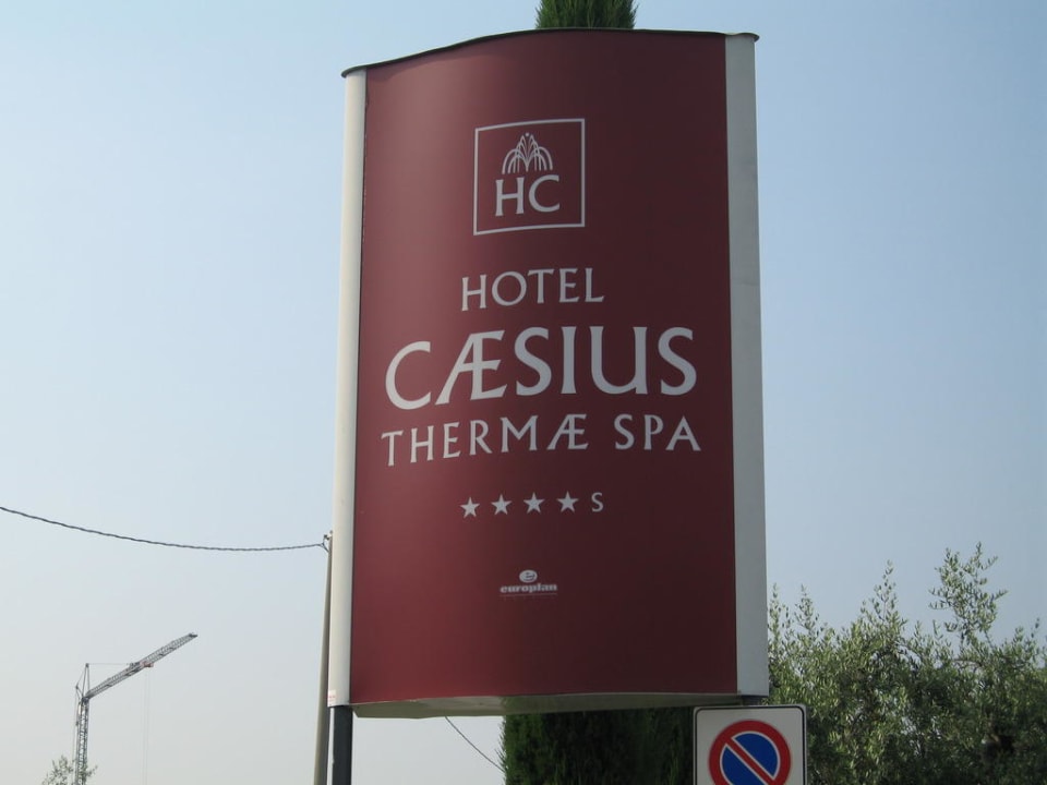 Eingangsschild Hotel Caesius Therme & Spa Resort