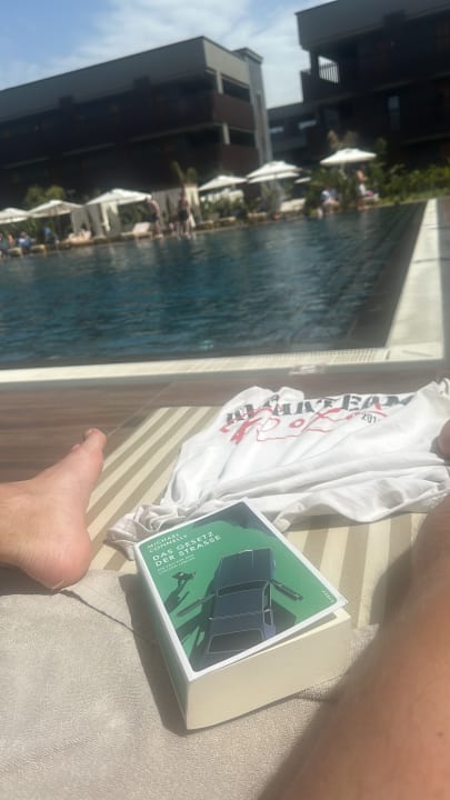 Pool Jacaranda Luxury Resort