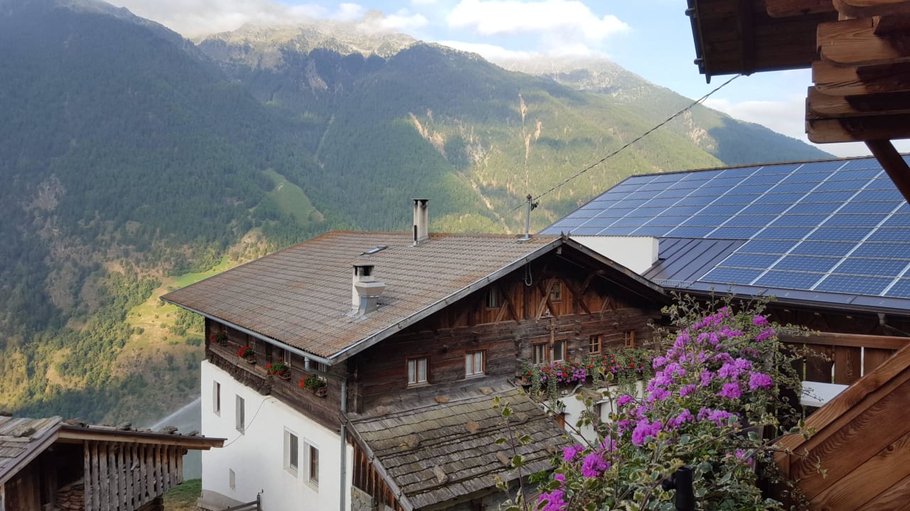 Blick vom Balkon der Ferienwohnung Gfallwand Agriturismus Oberperflhof