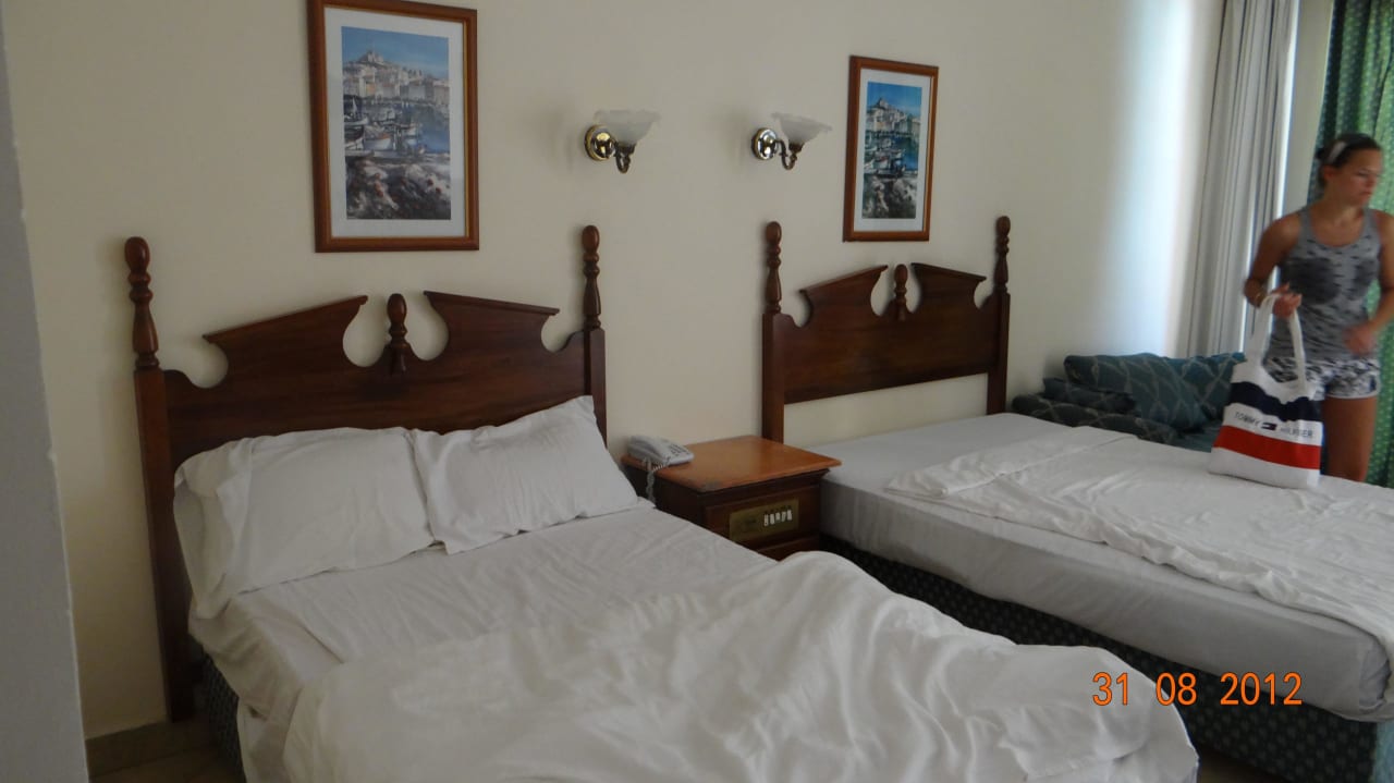 2039 Titanic Resort & Aqua Park