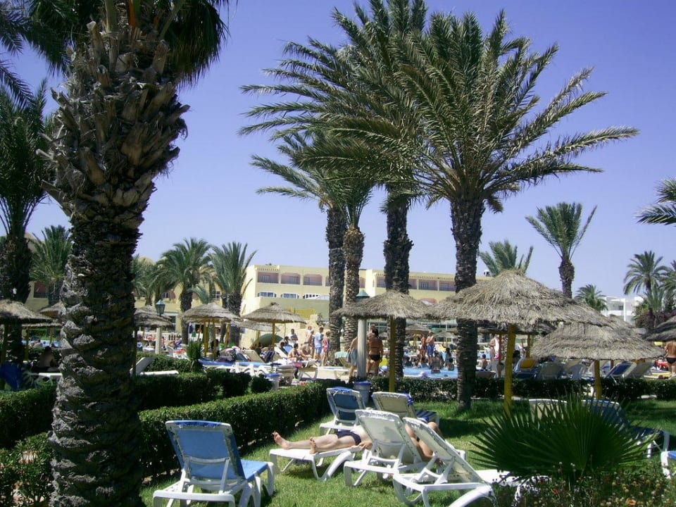 Hotel od strony plaży Houda Golf & Beach Club