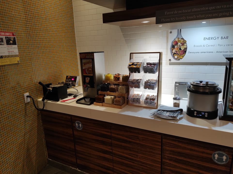 Gastro Fairfield Inn & Suites by Marriott Cancun Airport