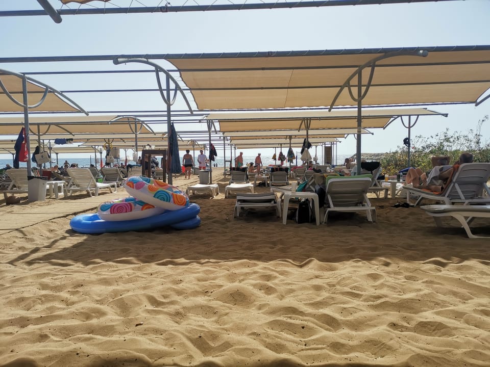 Strand Side Aquamarin Resort & Spa