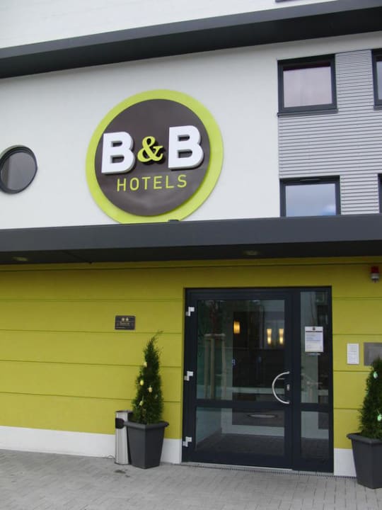 Von außen B&B Hotel Koblenz-City