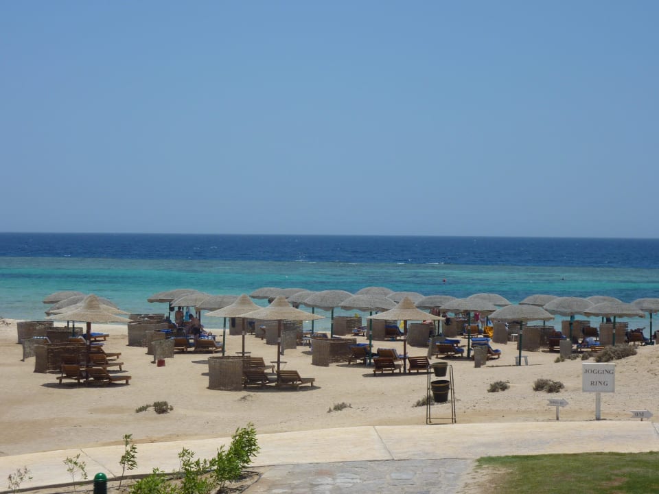 Strand rechts Hotel Gorgonia Beach Resort