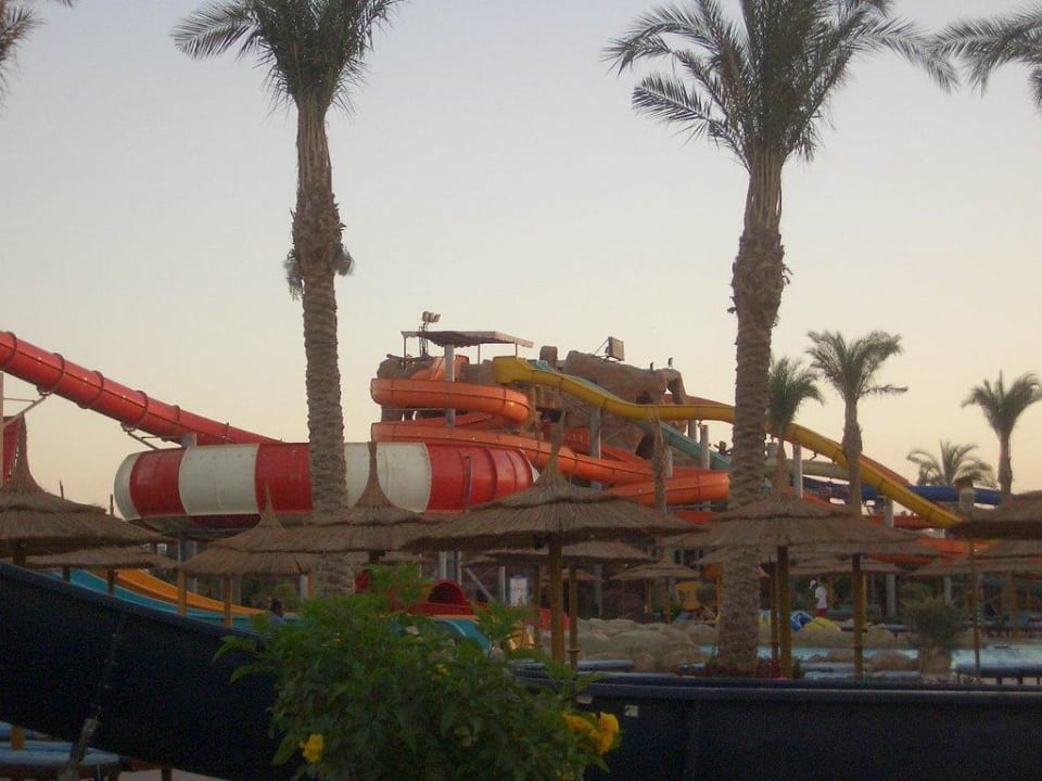 Eine der vielen Rutschen Pickalbatros Aqua Blu Resort - Sharm El Sheikh