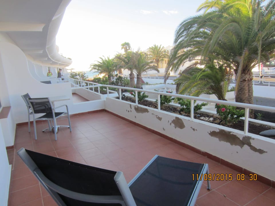 Kleine Zimmerterrasse allsun App.-Hotel Barlovento