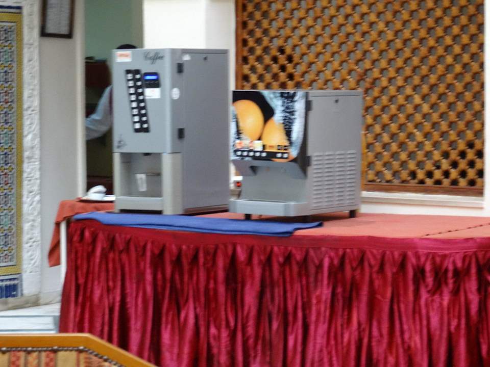 Bar Allinklusiv Gläser oder Becher nie da Hotel Amir Palace