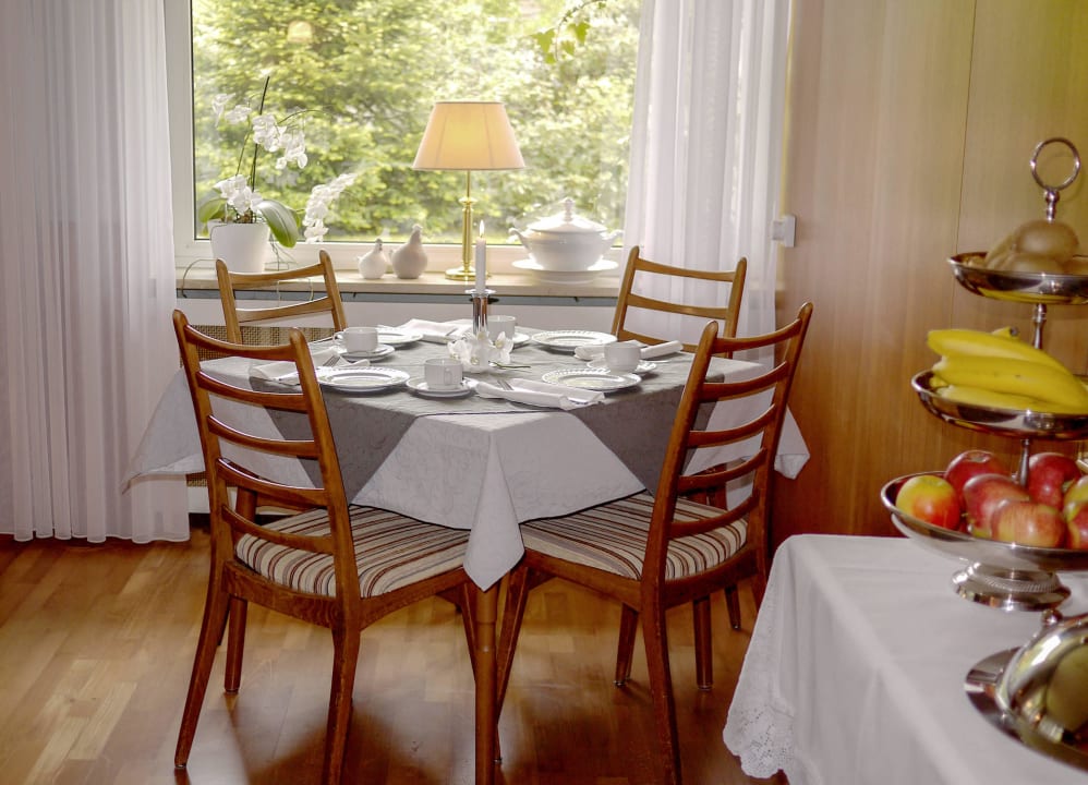 Frühstück mit Ausblick Gästehaus Bettina