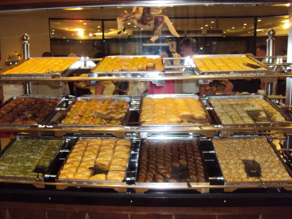Baklava Hotel Delphin Palace