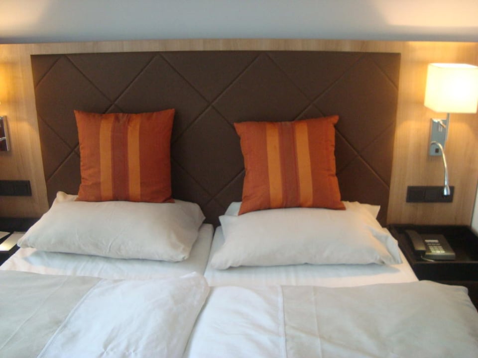 Bett ACHAT Hotel München Süd