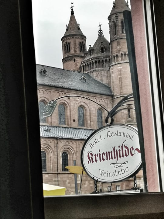Zimmer Hotel Kriemhilde