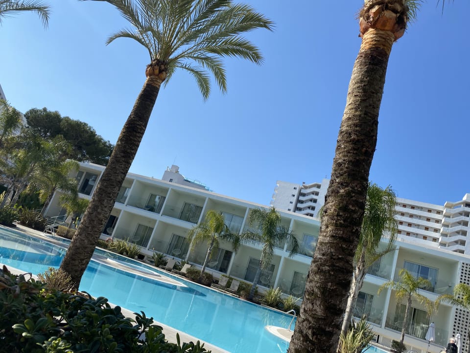 Pool BG Hotel Caballero