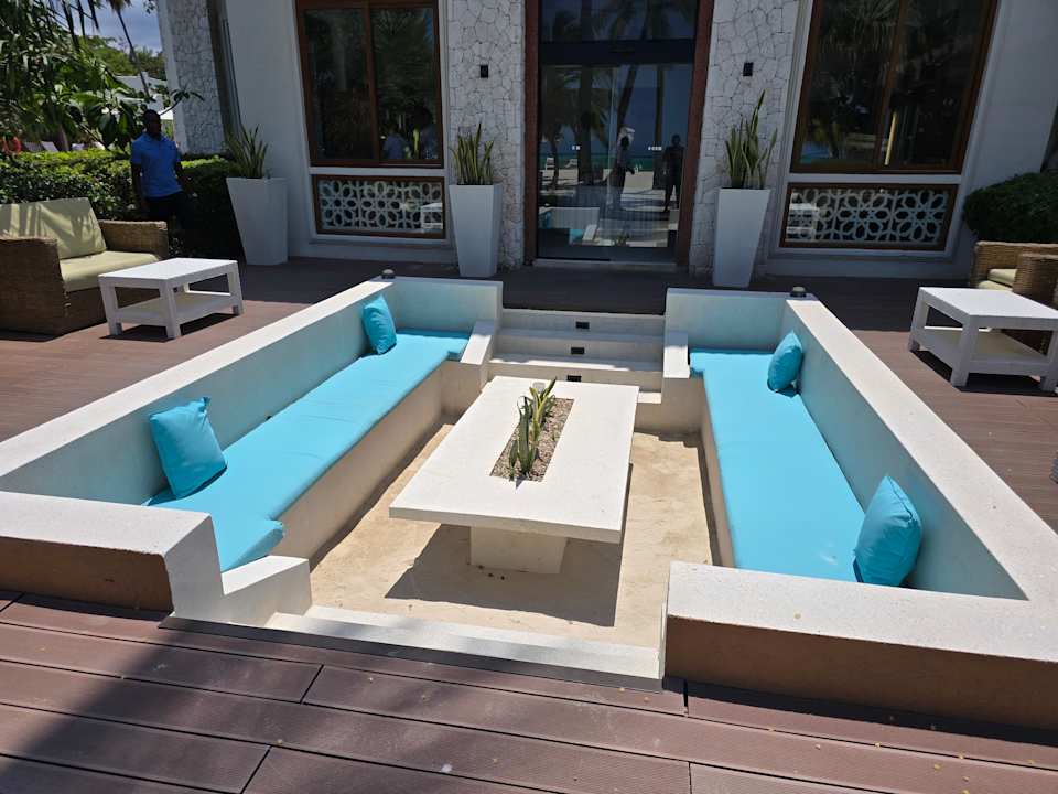 Gastro LUX* Marijani Zanzibar