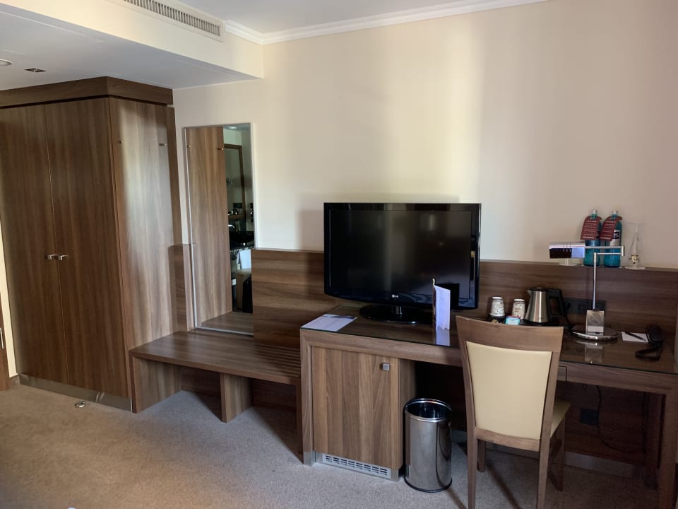 Zimmer Flemings Hotel Frankfurt Main-Riverside